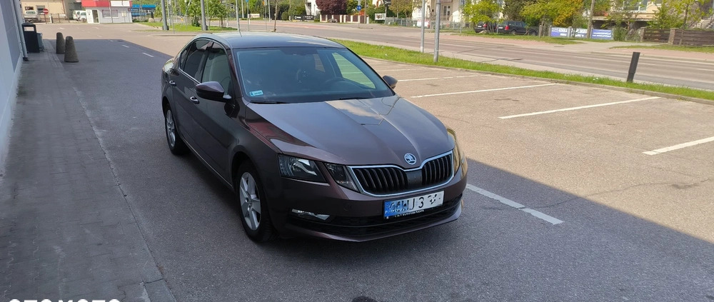 Skoda Octavia cena 62902 przebieg: 76400, rok produkcji 2018 z Złotów małe 562